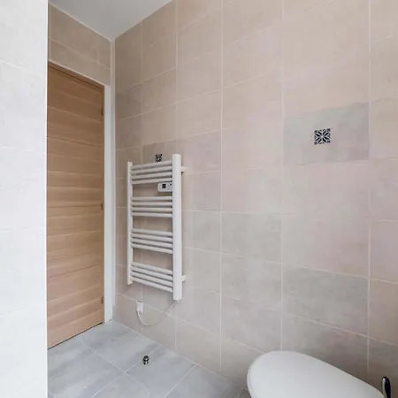 60m2 Refait A Neuf - 12 - 4p Appartement Paris